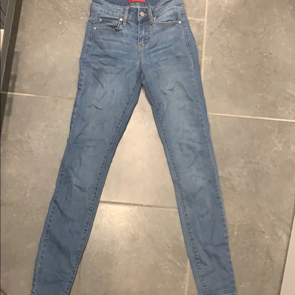 Guess light wash jeans